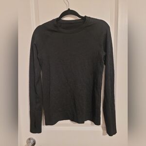 Lululemon Athletica Black Long Sleeve Top